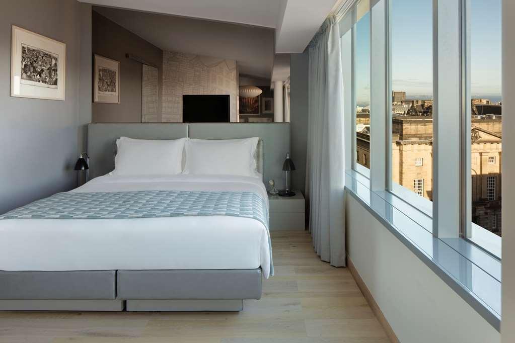 Radisson Collection Hotel, Royal Mile Edinburgh Oda fotoğraf
